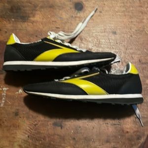 Vintage Brooks Running Sneakers Men’s Size 8